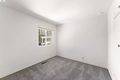 Bedroom - 4645 Ridpath St, Fremont, CA 94538 photo 4 of 11