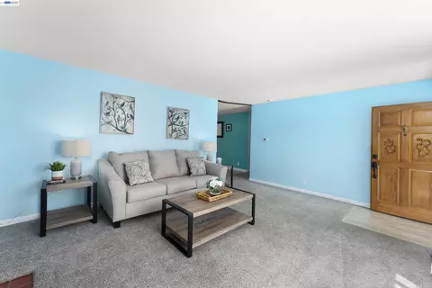 Living - 4645 Ridpath St, Fremont, CA 94538 photo 4 of 8