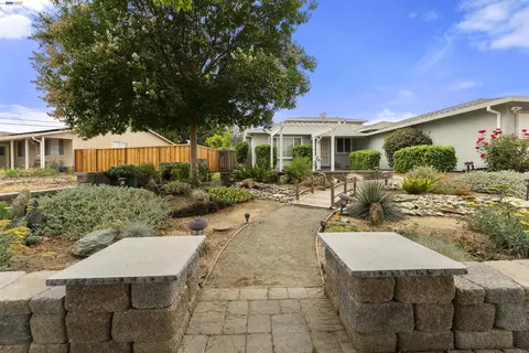 Exterior - 4645 Ridpath St, Fremont, CA 94538 photo 5 of 24