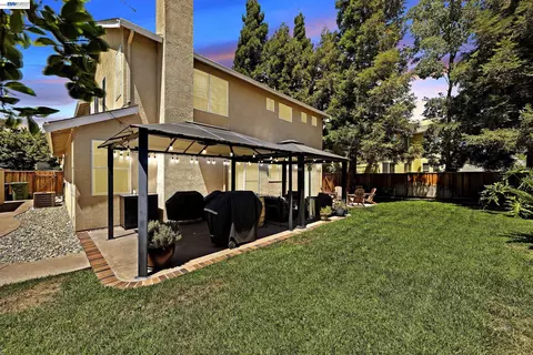 333 Glenbriar Cir, Tracy, CA 95377 photo 6