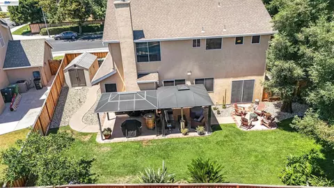 333 Glenbriar Cir, Tracy, CA 95377 photo 5