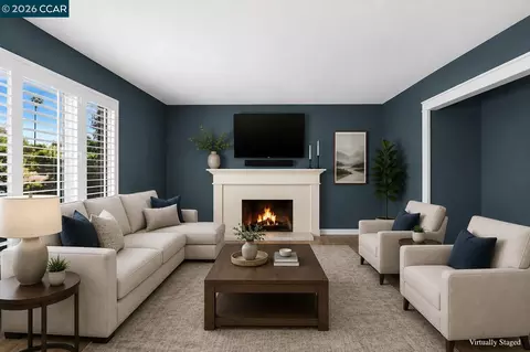 Living - 5706 Pepperridge Way, Concord, CA 94521 photo 4 of 6