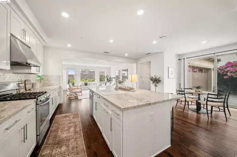 Kitchen - 1502 Flagship Dr, Vallejo, CA 94592 photo 2 of 6