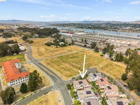 View/Area - 1502 Flagship Dr, Vallejo, CA 94592 photo 5 of 13