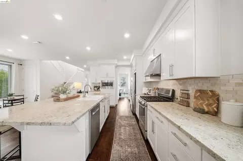 Kitchen - 1502 Flagship Dr, Vallejo, CA 94592 photo 6 of 6