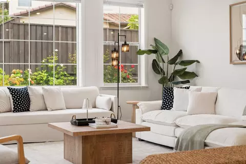 Living - 1502 Flagship Dr, Vallejo, CA 94592 photo 2 of 4