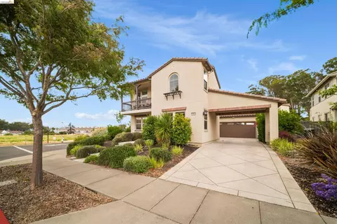 Exterior - 1502 Flagship Dr, Vallejo, CA 94592 photo 18 of 22