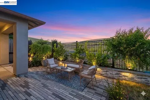 Exterior - 4527 Pine Mountain Way, Dublin, CA 94568 photo 8 of 9