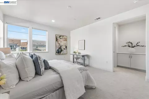 Bedroom - 4527 Pine Mountain Way, Dublin, CA 94568 photo 3 of 5