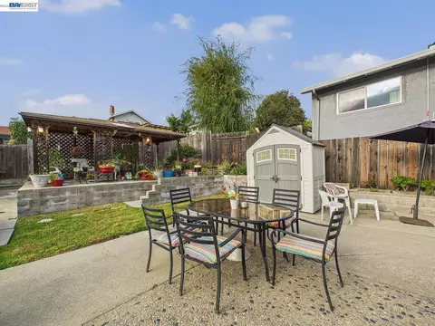 Exterior - 836 Hawthorne Dr, Rodeo, CA 94572 photo 6 of 6