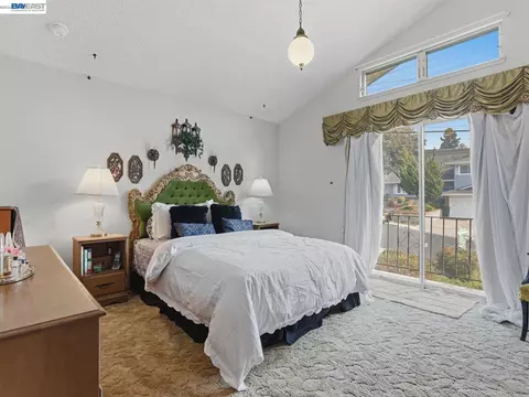 Bedroom - 836 Hawthorne Dr, Rodeo, CA 94572 photo 1 of 4
