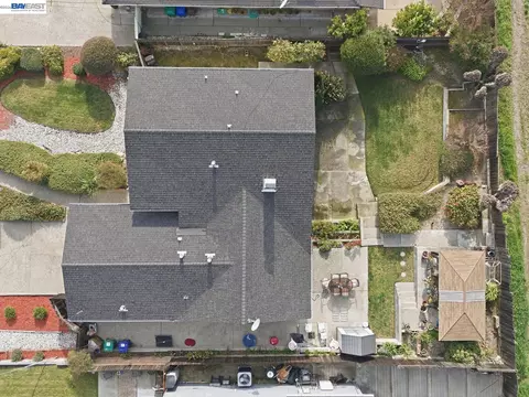 View/Area - 836 Hawthorne Dr, Rodeo, CA 94572 photo 7 of 10
