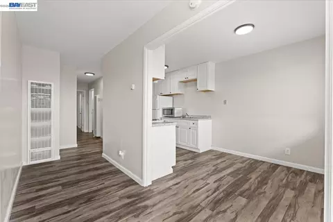 Entry Way - 25684 Spring Dr, Hayward, CA 94542 photo 4 of 4
