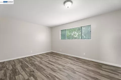 Bedroom - 25684 Spring Dr, Hayward, CA 94542 photo 7 of 7