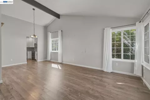 Living - 838 Spindrift Pl, Fairfield, CA 94534 photo 1 of 7