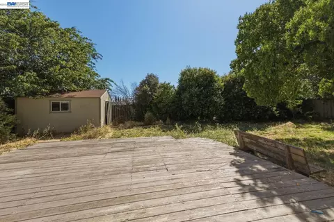 Exterior - 838 Spindrift Pl, Fairfield, CA 94534 photo 3 of 11