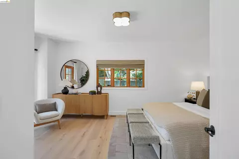 Bedroom - 6833 Sherwick Dr, Berkeley, CA 94705 photo 1 of 9
