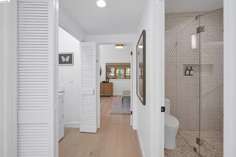 Entry Way - 6833 Sherwick Dr, Berkeley, CA 94705 photo 5 of 10