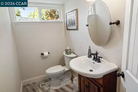 Bath - 11 Mt Lee Pl, Clayton, CA 94517 photo 1 of 8