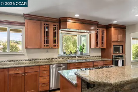 Kitchen - 11 Mt Lee Pl, Clayton, CA 94517 photo 1 of 6