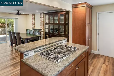 Kitchen - 11 Mt Lee Pl, Clayton, CA 94517 photo 5 of 6