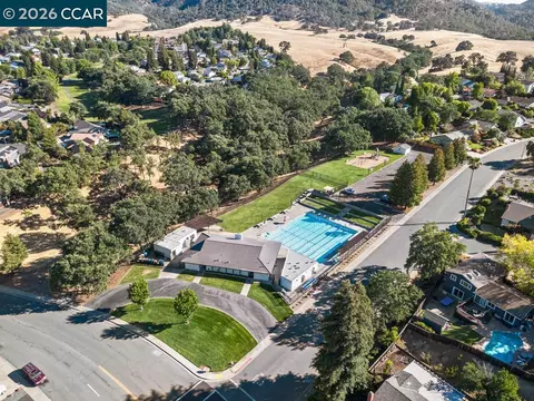 View/Area - 11 Mt Lee Pl, Clayton, CA 94517 photo 7 of 8