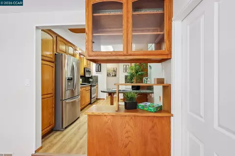 Entry Way - 5456 Degnan Dr, Martinez, CA 94553 photo 1 of 1