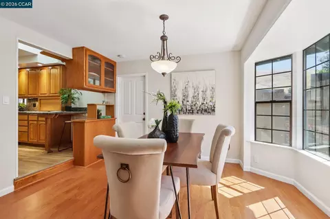 Dining - 5456 Degnan Dr, Martinez, CA 94553 photo 1 of 2