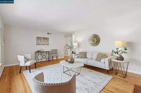 Living - 5456 Degnan Dr, Martinez, CA 94553 photo 5 of 8