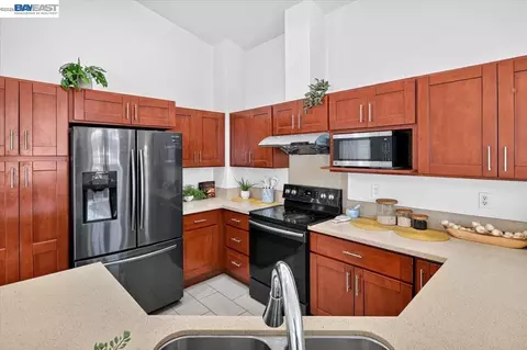 10837 Mcpeak Ln, Dublin, CA 94568 photo 24