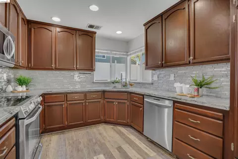 4151 Blossom Ct, Oakley, CA 94561 photo 13