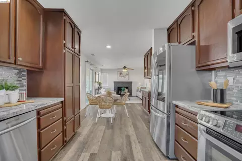 4151 Blossom Ct, Oakley, CA 94561 photo 11