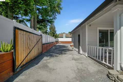 4151 Blossom Ct, Oakley, CA 94561 photo 39