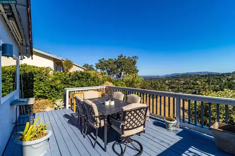 Exterior - 640 Skyline Dr, Martinez, CA 94553 photo 12 of 25