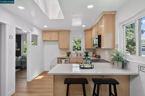 Kitchen - 4352 Cheltenham Ct, Concord, CA 94521 photo 1 of 4