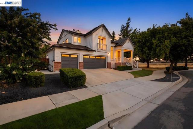 983 Chamomile Ln, Brentwood, CA 94513