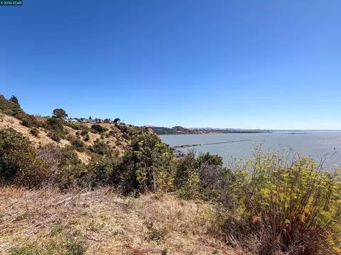 View/Area - 113 Sea Crest Cir, Vallejo, CA 94590 photo 2 of 4