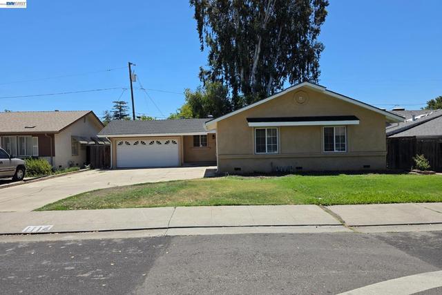 1114 W Downs St, Stockton, CA 95207