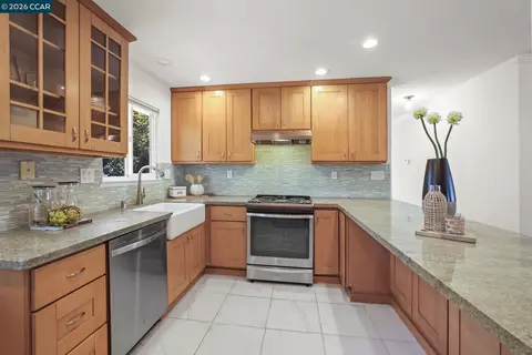 854 Shell Ave, Martinez, CA 94553 photo 15