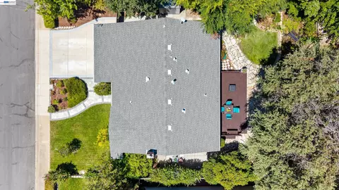 View/Area - 5515 Alaska Dr, Concord, CA 94521 photo 3 of 8