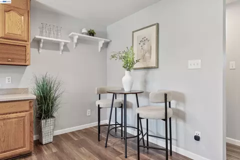 Dining - 5515 Alaska Dr, Concord, CA 94521 photo 4 of 4