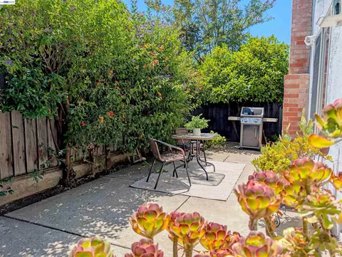 Exterior - 5515 Alaska Dr, Concord, CA 94521 photo 15 of 19