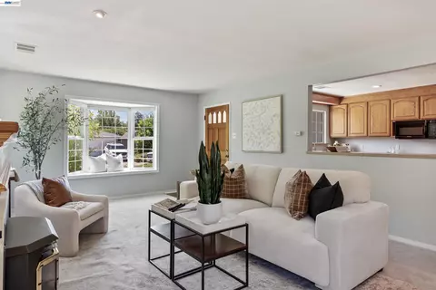 Living - 5515 Alaska Dr, Concord, CA 94521 photo 3 of 3
