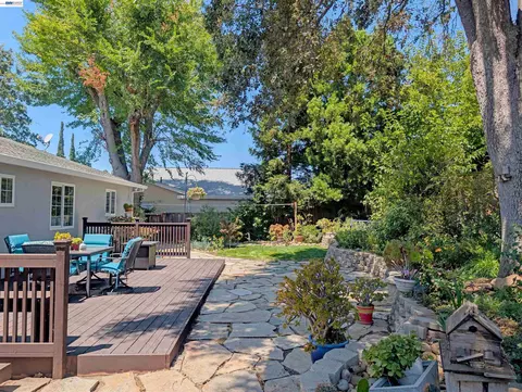 Exterior - 5515 Alaska Dr, Concord, CA 94521 photo 10 of 19