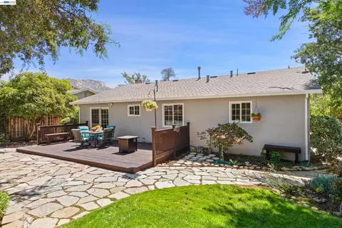Exterior - 5515 Alaska Dr, Concord, CA 94521 photo 8 of 19