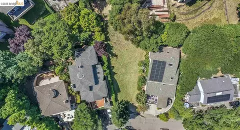 6951 Charing Cross Rd, Berkeley, CA 94705 photo 3