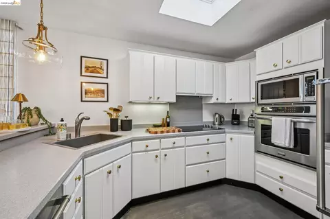 103 Marion Ave, Sausalito, CA 94965 photo 6