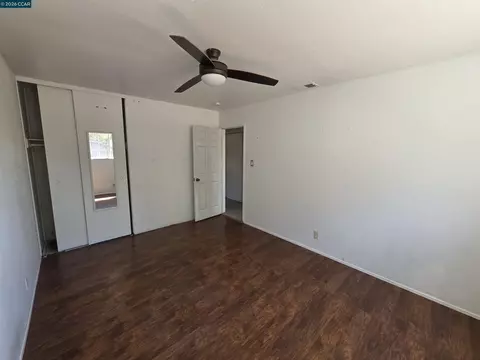 Bedroom - 107 Orange St, Vallejo, CA 94590 photo 4 of 6