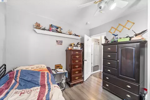 Bedroom - 357 White Dr, Hayward, CA 94544 photo 4 of 5