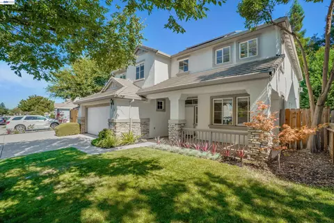 Exterior - 757 Dody Dr, Manteca, CA 95337 photo 4 of 8
